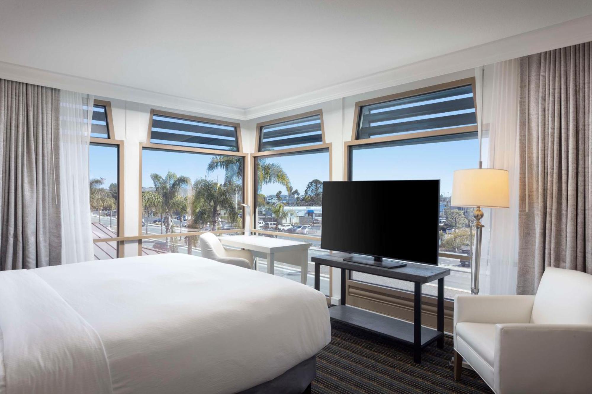 Doubletree By Hilton San Diego Bayside Exterior foto